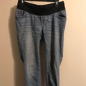 Maternity skinny jeans